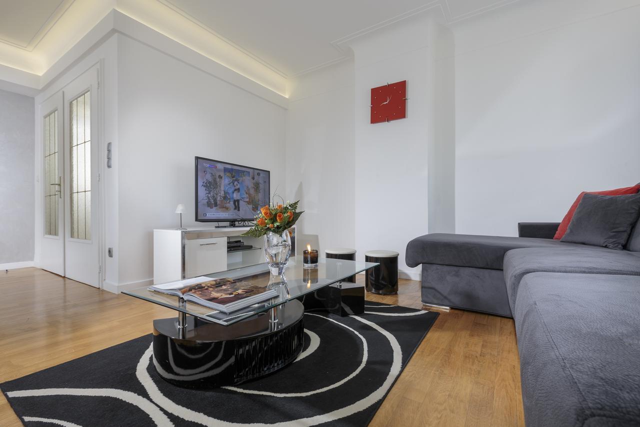 The Queen Luxury Apartments - Villa Carlotta Lüksemburg Dış mekan fotoğraf